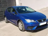 Usado Seat Leon Reference 110 CV (80 kW) 2018 Azul Utilitario