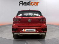 Usado MG ZS Luxury 106 CV (77 kW) 2024 Rojo SUV
