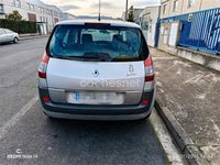 Usado Renault Scénic II Dynamique 105 CV (77 kW) 2006 Gris / plata Monovolumen