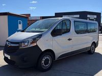 Usado Opel Vivaro 125 CV (91 kW) 2017 Gris / plata Monovolumen