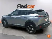 Usado Peugeot 2008 Allure 100 CV (73 kW) 2022 Gris SUV