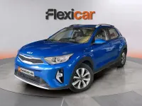 Usado Kia Stonic 84 CV (61 kW) 2023 Azul SUV