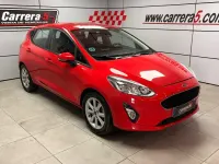 Usado Ford Fiesta Trend 100 CV (73 kW) 2017 Rojo Utilitario