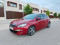 Usado Peugeot 308 Allure 120 CV (88 kW) 2017 Rojo Berlina