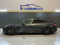 Usado Porsche Panamera 4 E-Hybrid 462 CV (339 kW) 2022 Gris / plata Utilitario