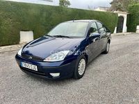 Usado Ford Focus Ghia 100 CV (73 kW) 2003 Azul Berlina