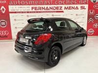 Usado Peugeot 207 90 CV (66 kW) 2007 Negro Berlina