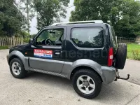 Usado Suzuki Jimny 85 CV (62 kW) 2007 Negro SUV