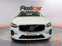 Usado Volvo XC60 Momentum 197 CV (144 kW) 2021 Blanco SUV