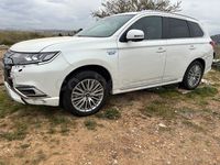 Usado Mitsubishi Outlander P-HEV 224 CV (164 kW) 2018 Blanco SUV