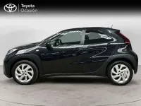 Usado Toyota Yaris Play 120 CV (88 kW) 2024 Negro Utilitario