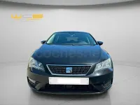 Usado Seat Leon Style 115 CV (84 kW) 2020 Negro Berlina