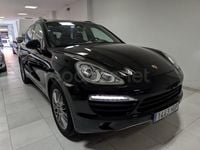 Käytetty Porsche Cayenne 245 HP (180 kW) 2011 Musta Katumaasturi