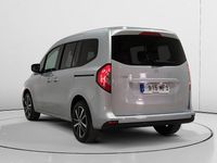 Usado Mercedes T180 Style 116 CV (85 kW) 2023 Gris Monovolumen