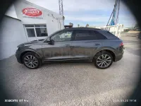 Usado Audi Q8 Black Edition 286 CV (210 kW) 2020 Gris / plata SUV