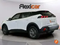 Usado Peugeot 2008 Active 110 CV (80 kW) 2021 Blanco SUV
