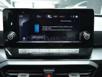Usado Seat Leon Reference 115 CV (84 kW) 2021 Rojo Familiar