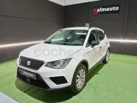 Usado Seat Arona Ecomotive 95 CV (69 kW) 2018 Blanco SUV