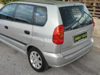 Usado Mitsubishi Space Star Plus 115 CV (84 kW) 2004 Gris / plata Monovolumen