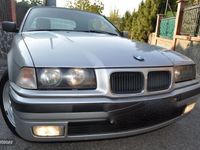 Usado BMW 318 Cabriolet Exclusive 115 CV (84 kW) 2000 Plateado Descapotable