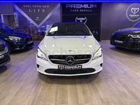 Usado Mercedes CLA200 Shooting Brake 156 CV (114 kW) 2017 Blanco Familiar