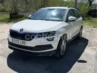 Usado Skoda Karoq Ambition 150 CV (110 kW) 2021 Blanco SUV