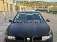 Usado Seat Leon 90 CV (66 kW) 2003 Negro Utilitario