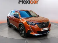 Usado Peugeot 2008 Active 101 CV (74 kW) 2023 Naranja SUV