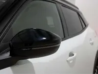 Usado Peugeot 2008 GT-line 131 CV (96 kW) 2020 Blanco SUV