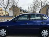 Usado Seat Ibiza Stella 75 CV (55 kW) 2003 Azul Utilitario