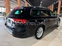Usado VW Passat Executive 150 CV (110 kW) 2021 Negro Familiar