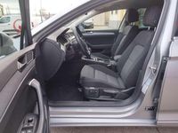 Używany VW Passat Executive 150 KM (110 kW) 2020 Szary Kombi