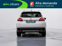 Usado Peugeot 2008 Signature Sky 99 CV (72 kW) 2019 Blanco SUV