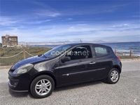 Usado Renault Clio II Authentique 75 CV (55 kW) 2006 Negro Berlina