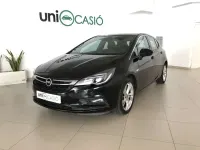Usado Opel Astra Dynamic 125 CV (91 kW) 2017 Negro Utilitario