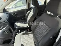 Usado VW Polo Edition 75 CV (55 kW) 2014 Negro Berlina