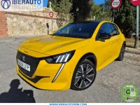 Usado Peugeot 208 GT-line 102 CV (75 kW) 2020 Amarillo Utilitario