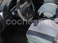 Begagnad Citroën Xsara 110 HK (80 kW) 2002 Gul Kombi