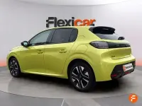 Usado Peugeot 208 Allure 100 CV (73 kW) 2025 Verde Utilitario