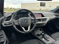 Usado BMW 118 Comfort Edition 150 CV (110 kW) 2021 Blanco Utilitario