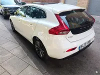 Usado Volvo V40 Momentum 150 CV (110 kW) 2013 Blanco Berlina