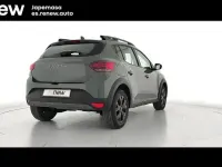 Usado Dacia Sandero Extreme 100 HP (73 kW) 2025 Verde Sedan