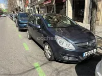 Usado Opel Corsa Cosmo 100 CV (73 kW) 2010 Negro Utilitario
