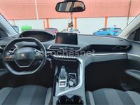 Usado Peugeot 5008 Active 120 CV (88 kW) 2017 Verde SUV