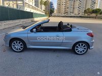 Usado Peugeot 206 138 CV (101 kW) 2002 Gris / plata Descapotable