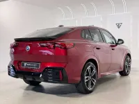 Usado BMW iX2 M Sport 230 kW (313 CV) 2024 Rojo SUV