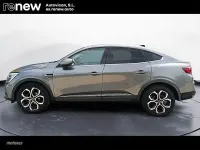 Usado Renault Arkana Techno 140 CV (102 kW) 2023 Gris / plateado SUV