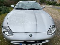 Usado Jaguar XK8 290 CV (213 kW) 2002 Gris / plata Coupe