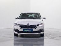 Usado Skoda Scala Selection 116 CV (85 kW) 2023 Blanco Utilitario