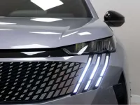 Nuevo Peugeot 5008 Allure 145 CV (106 kW) 2025 Gris SUV